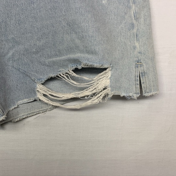 Pink Lily Distressed Jean Shorts - Picture 5 of 7